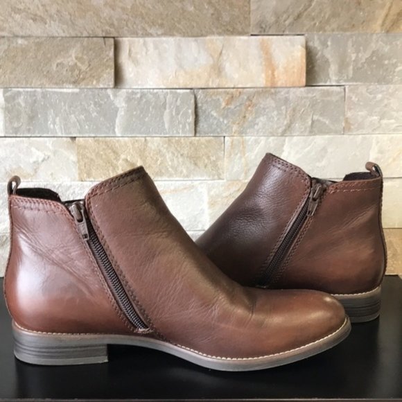 5th Avenue Women's Ankle Boot - Picture 2 of 8